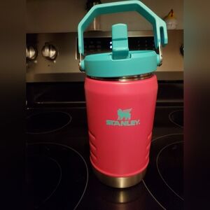 Stanley IceFlow Flip Straw Jug 40oz